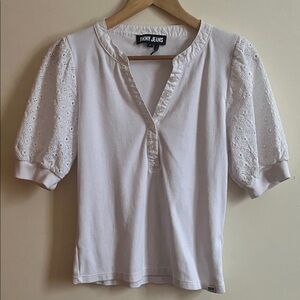 Dkny M White v-neck Eyelet Sleeve Top
